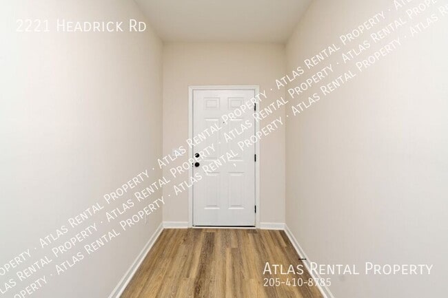 Photo - 2221 Headrick Rd