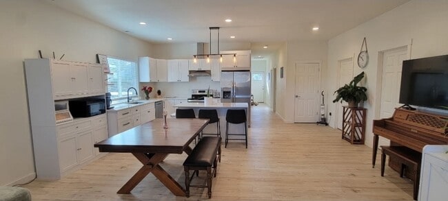 Photo - 4 Bedroom Home w/ Spacious Yard!