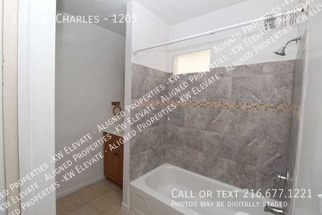 Photo - 1205 St Charles Ave Unit 1205