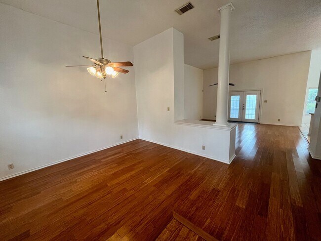 Photo - Spacious 3 Bedroom/2.5 Bath home with Large Game Room and Fabulous Deck ~ Move in Ready!