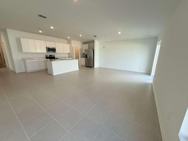 Photo - BRAND NEW home in beautiful Lake Wales