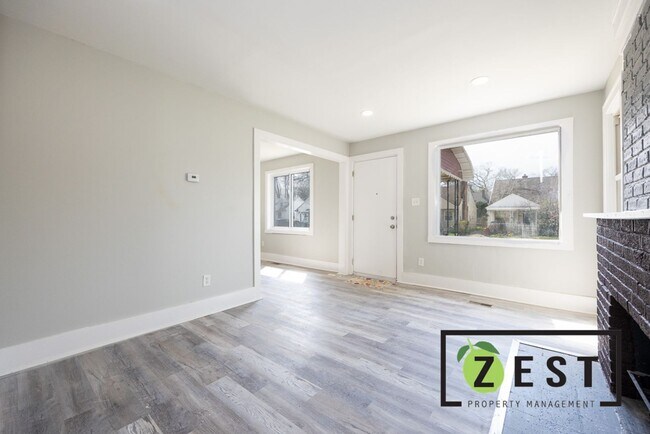 Photo - COME SEE!!!! AMAZING HOME!