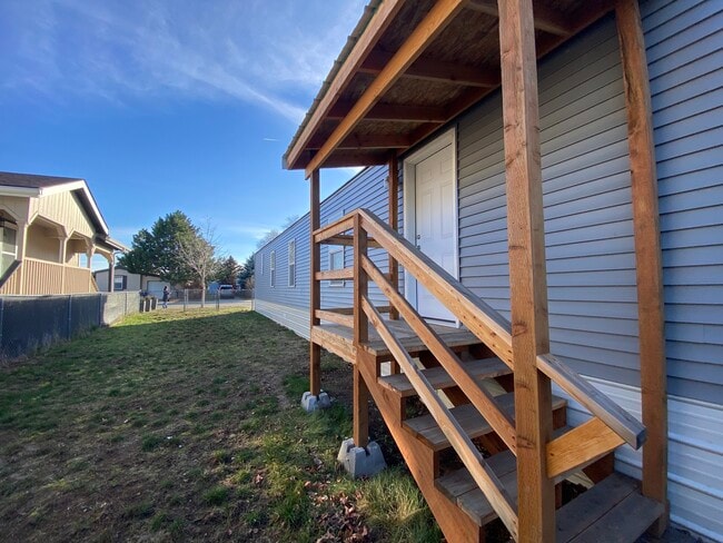 Photo - 2099 W Plymouth Cir