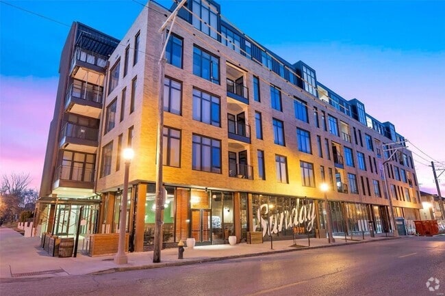 Building Photo - 4101 Laclede Ave Unit 411 Rental