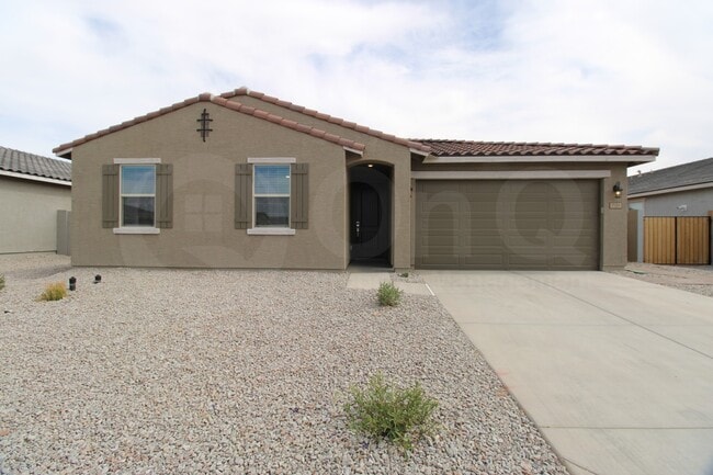 Building Photo - 2589 E San Miguel Dr