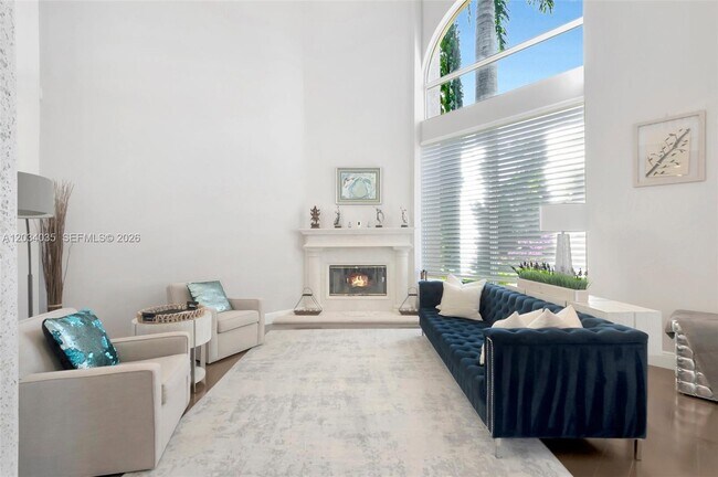 Photo - 375 SW 16th St