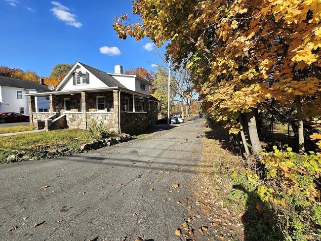 Photo - 51 Estrada Rd