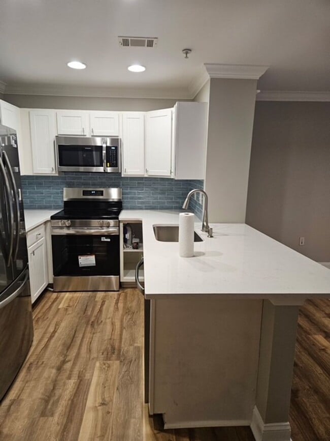 Building Photo - Unit 623 at The Woodlands of Clemson