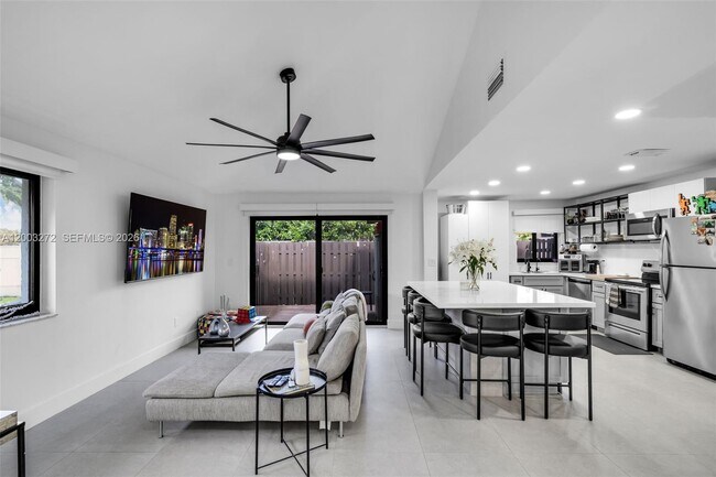 Photo - 250 SW 97th Terrace