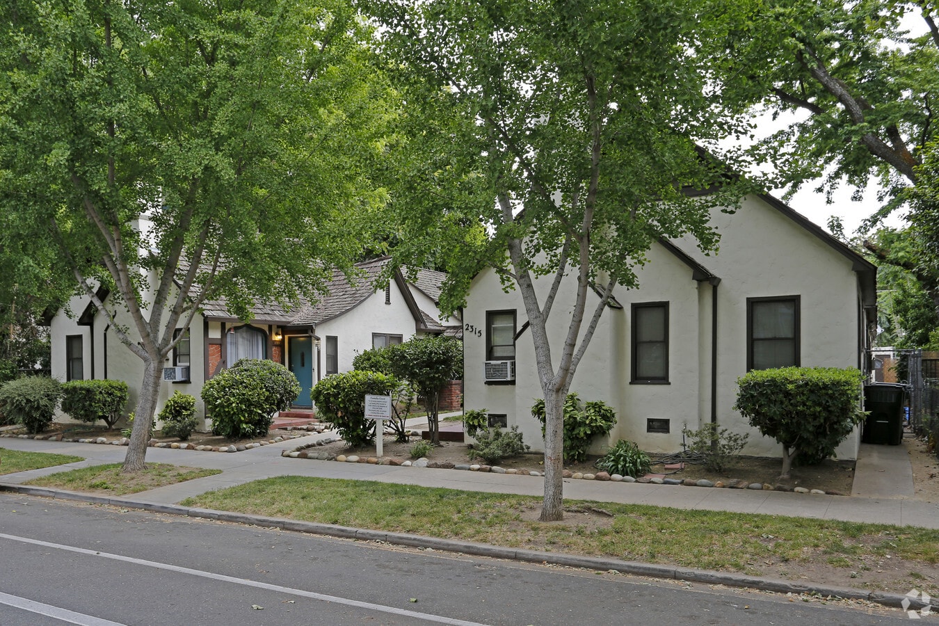 Photo - Camellia Court Apartments