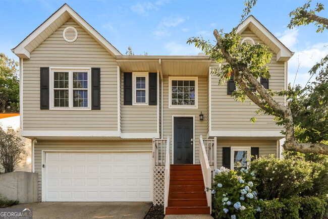Photo - 2327 Wavetree Ln NW House