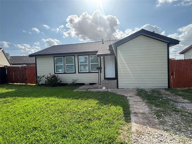 Photo - 1210 Dacus Dr House