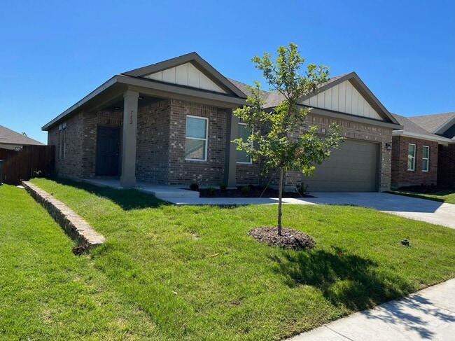 Photo - 752 Richmond Dr