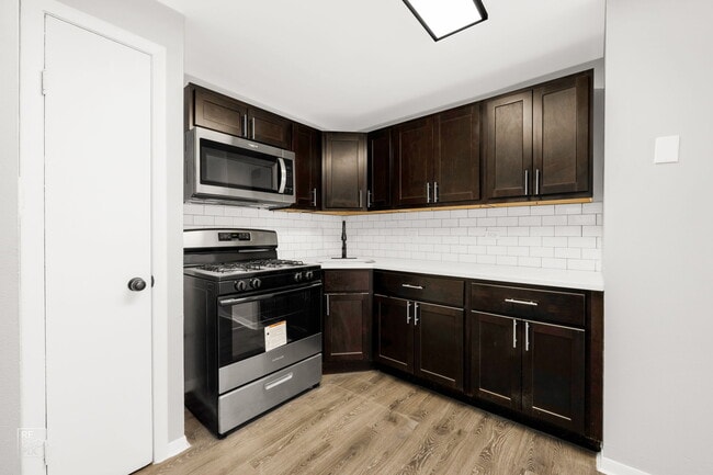 Building Photo - 8935-39 S Dauphin Ave Rental