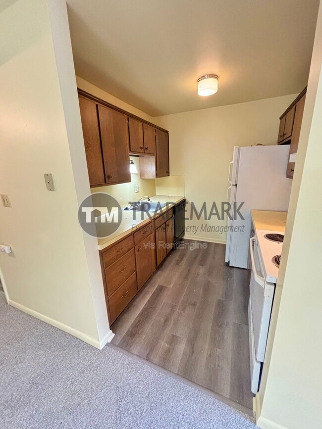 Photo - 302 Lincoln Ave Unit 11