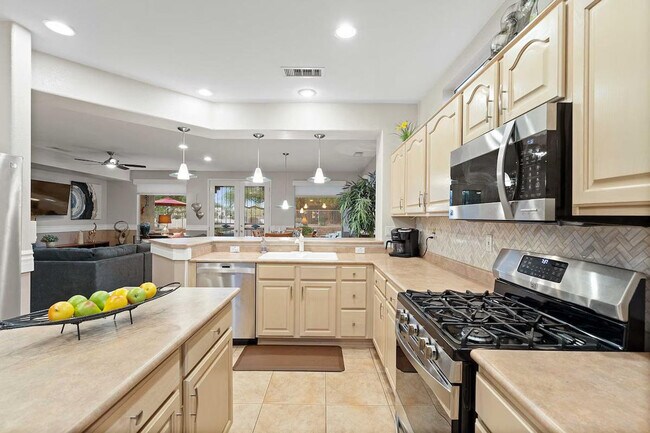 Photo - 17824 N Stone Haven Dr Unit ID1385927P