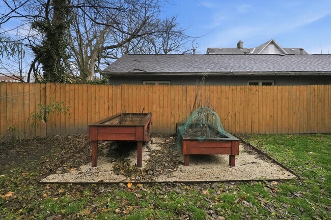 Photo - 905 McAllister Ave