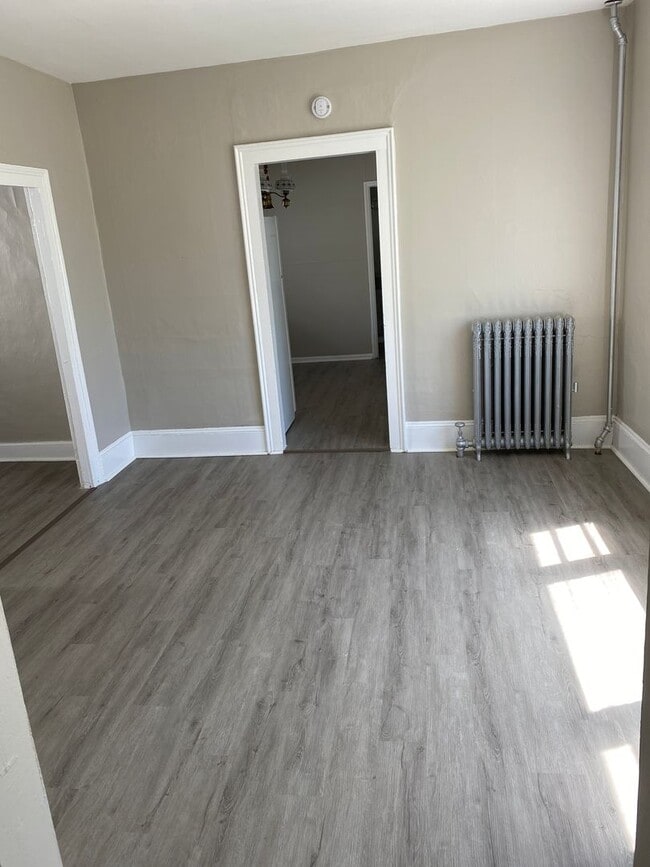 Photo - 3 BR, 1 BA House