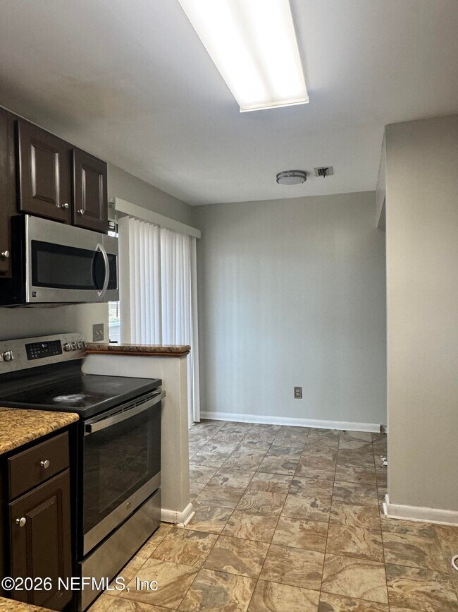 Photo - 8343 Westover Ct