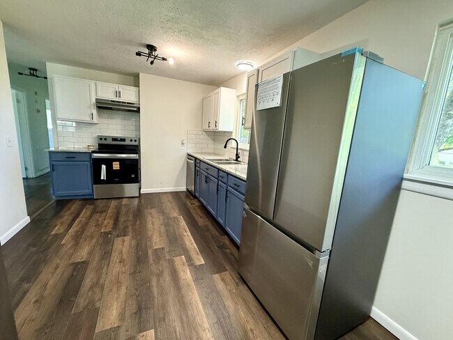 Photo - 6622 Gary Ln