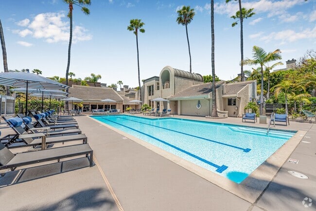 Building Photo - Allina La Jolla Rental
