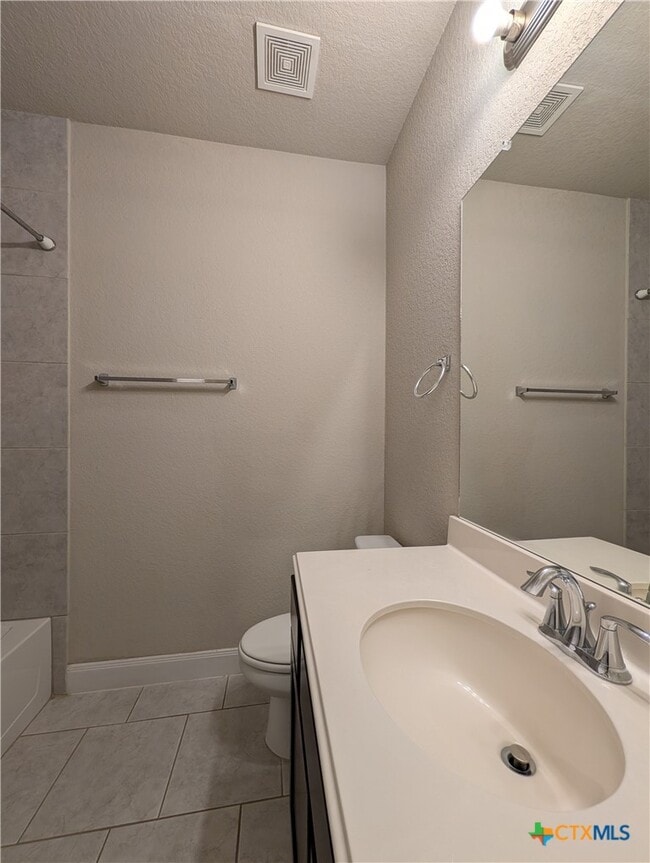 Building Photo - 1211 FM-306 E
