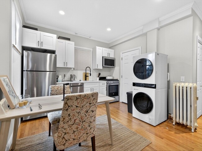 Photo - 1576 Cambridge St Unidad 2R