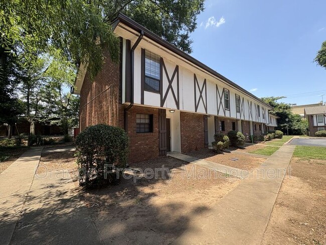 Photo - 1108 Tiger Blvd