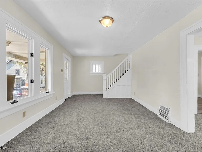 Photo - 201 Alberti Ct