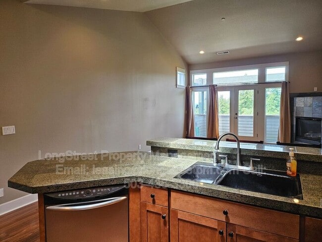 Photo - 10225 SE Bristol Ln