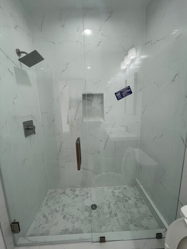 Photo - 11511 National Blvd