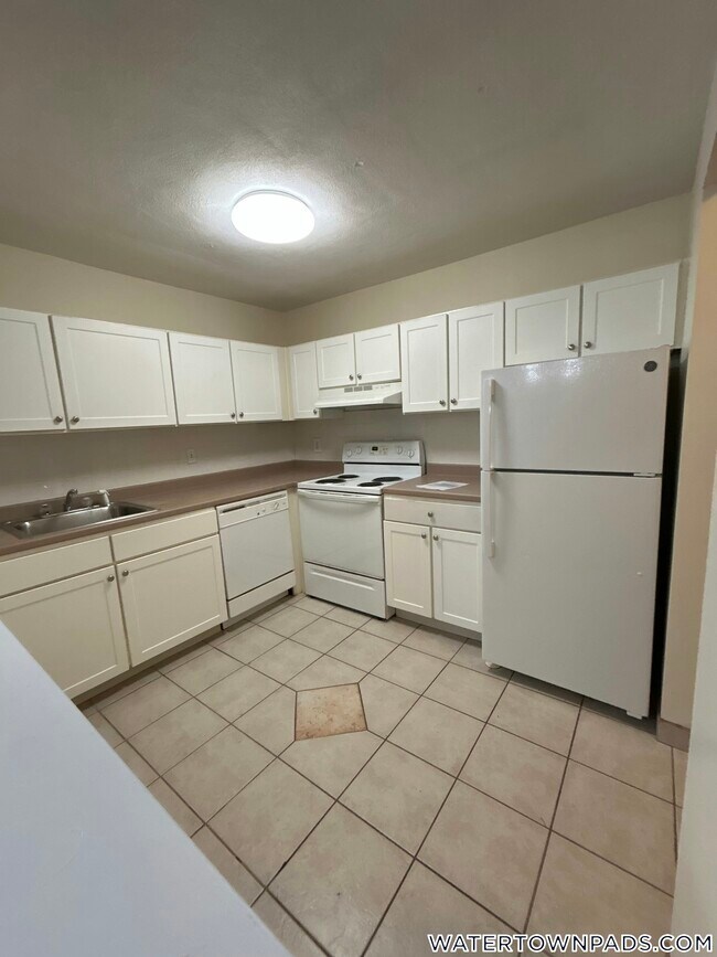245 Main St Unit 17