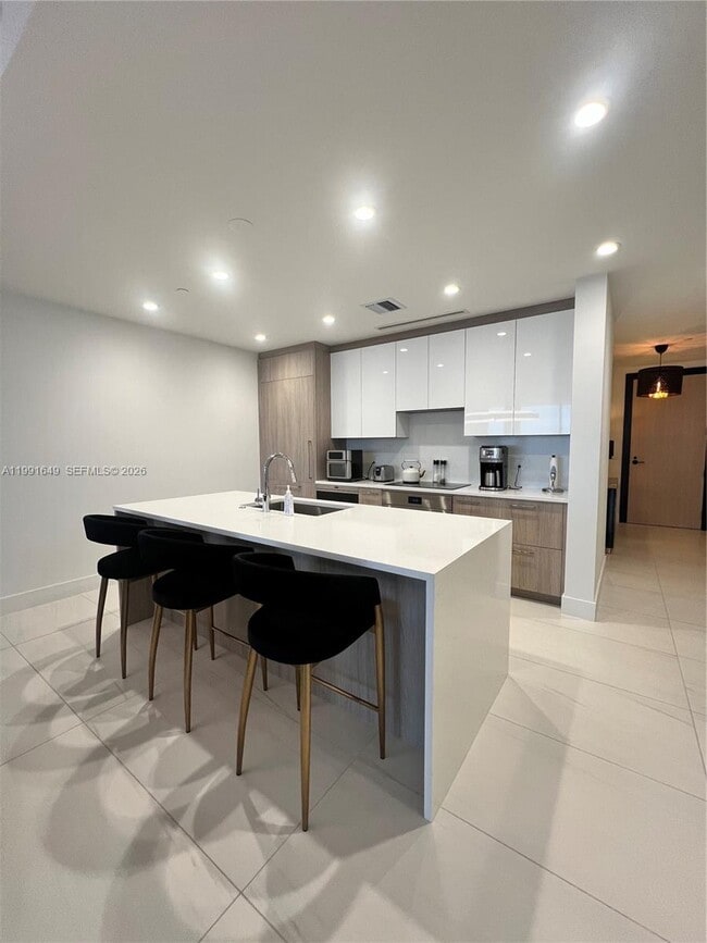 Photo - 153 N Seabreeze Blvd Unidad 1703