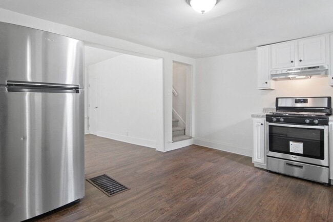 Photo - Bright and Cozy 2 Bedroom, 1 Bath Home in Middletown!