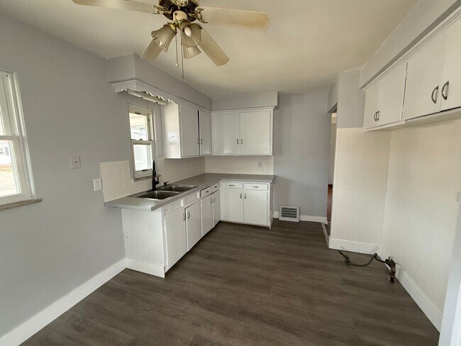 Photo - 3bd Single Garfield Hts Water/Sewer Included Section 8