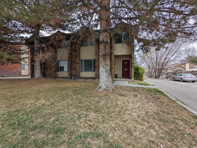 Photo - 1726 N 550 W Townhome