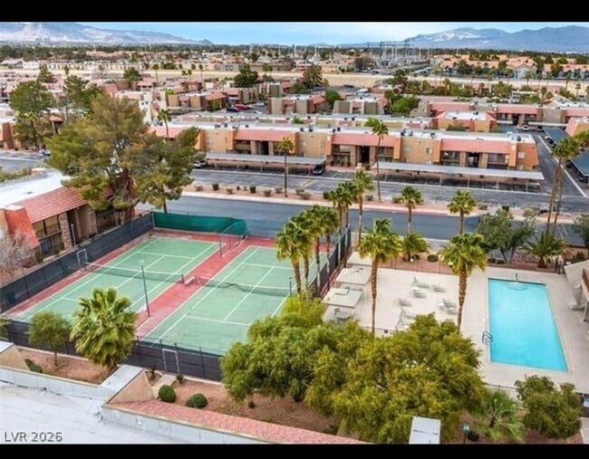 Photo - 5044 River Glen Dr Unit 148