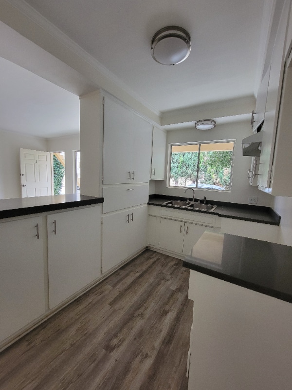 Photo - 13556 Wyandotte St Unidad 1