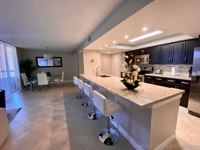 Photo - 2255 Lindell Blvd Unit Apt 502