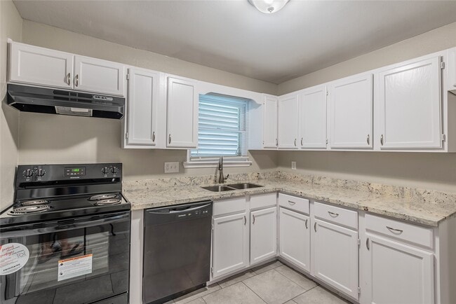 Building Photo - 124 N Washington St