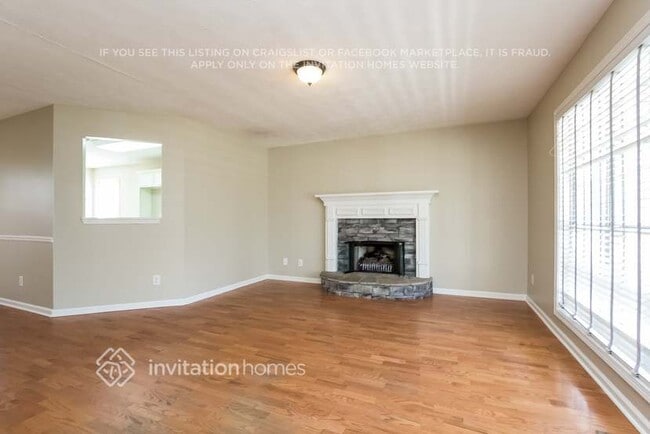 Photo - 4420 Elmhurst Ln