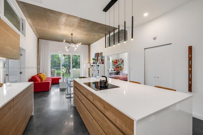 Photo - 11111 Biscayne Blvd Unit 1F