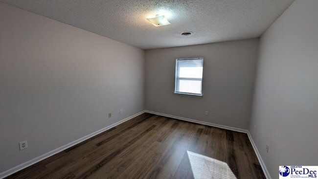 Photo - 16 N Franklin Dr