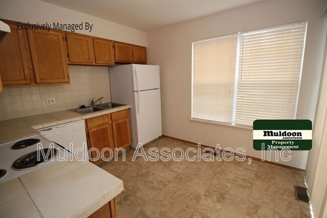 Photo - 2048 Palm Dr