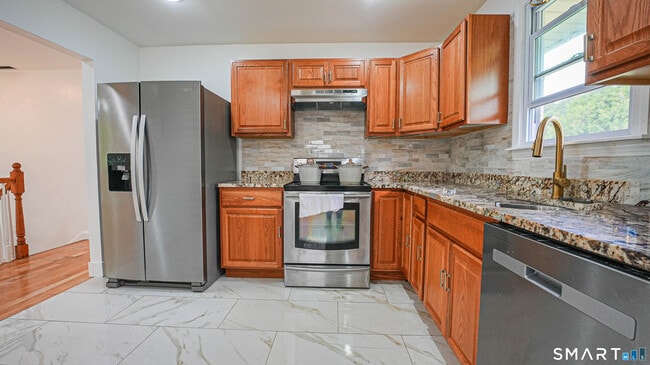 Photo - 870 Woodtick Rd