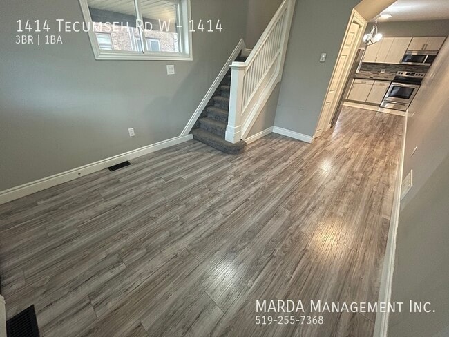 Photo - MODERN 3 BED/ 1 BATH WEST WINDSOR + HYDRO & GAS! Unit 1414