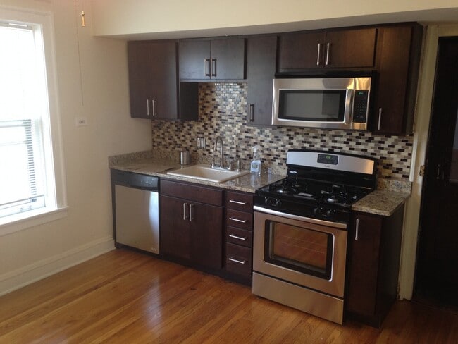 Building Photo - 408 Ridge Ave