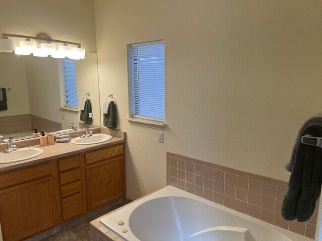 Photo - 2902 Quasar Dr