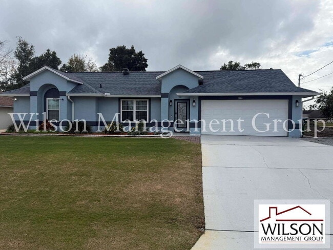 Building Photo - 1366 Valhalla St