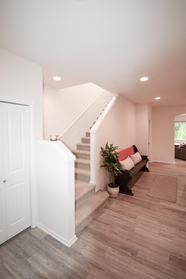 Photo - 4721 Joppa St SW